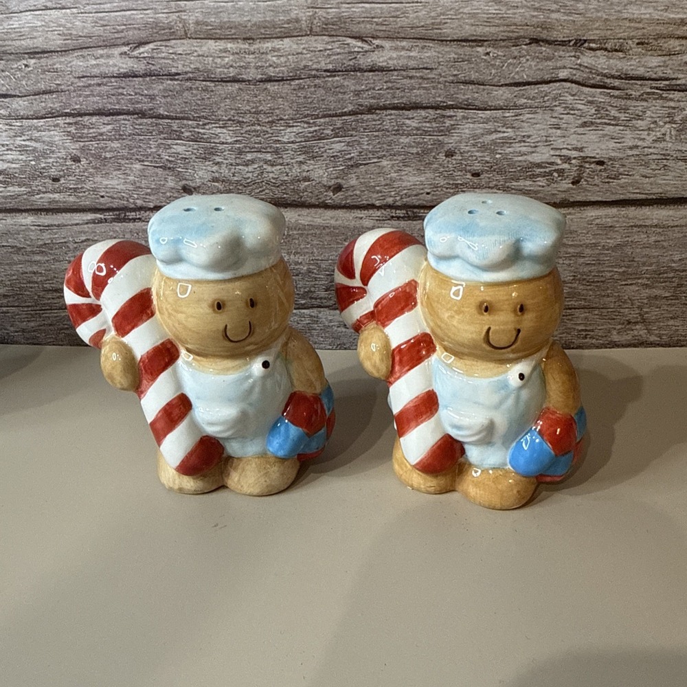 Baker Gingerbread Men with Candy Cane Salt N Pepper Shakers